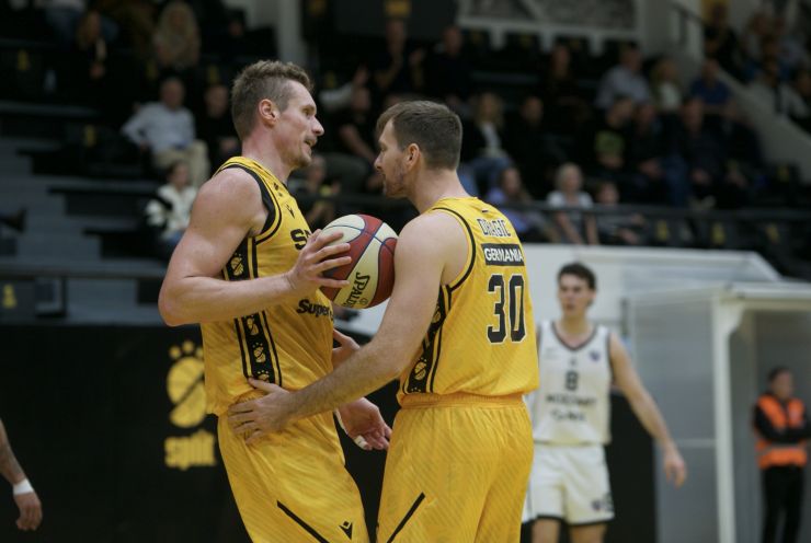 Stephens i Kučić slomili Cluj, prva pobjeda Splita u ABA ligi!